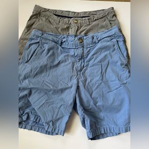LOT OF 2 Johnnie O Men’s Casual Khaki Shorts Size 34 Inseam 8” Gray & Light Blue